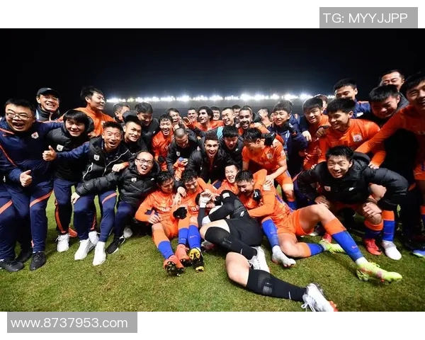 广州篮球队灵活性引发热议球迷观点交锋与战术分析探讨